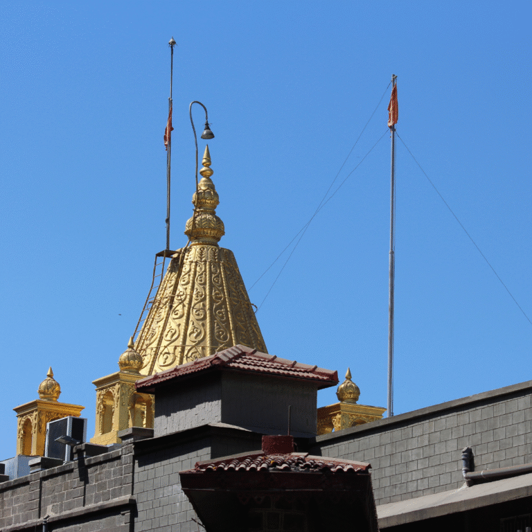 shirdi sai baba temple maharastra